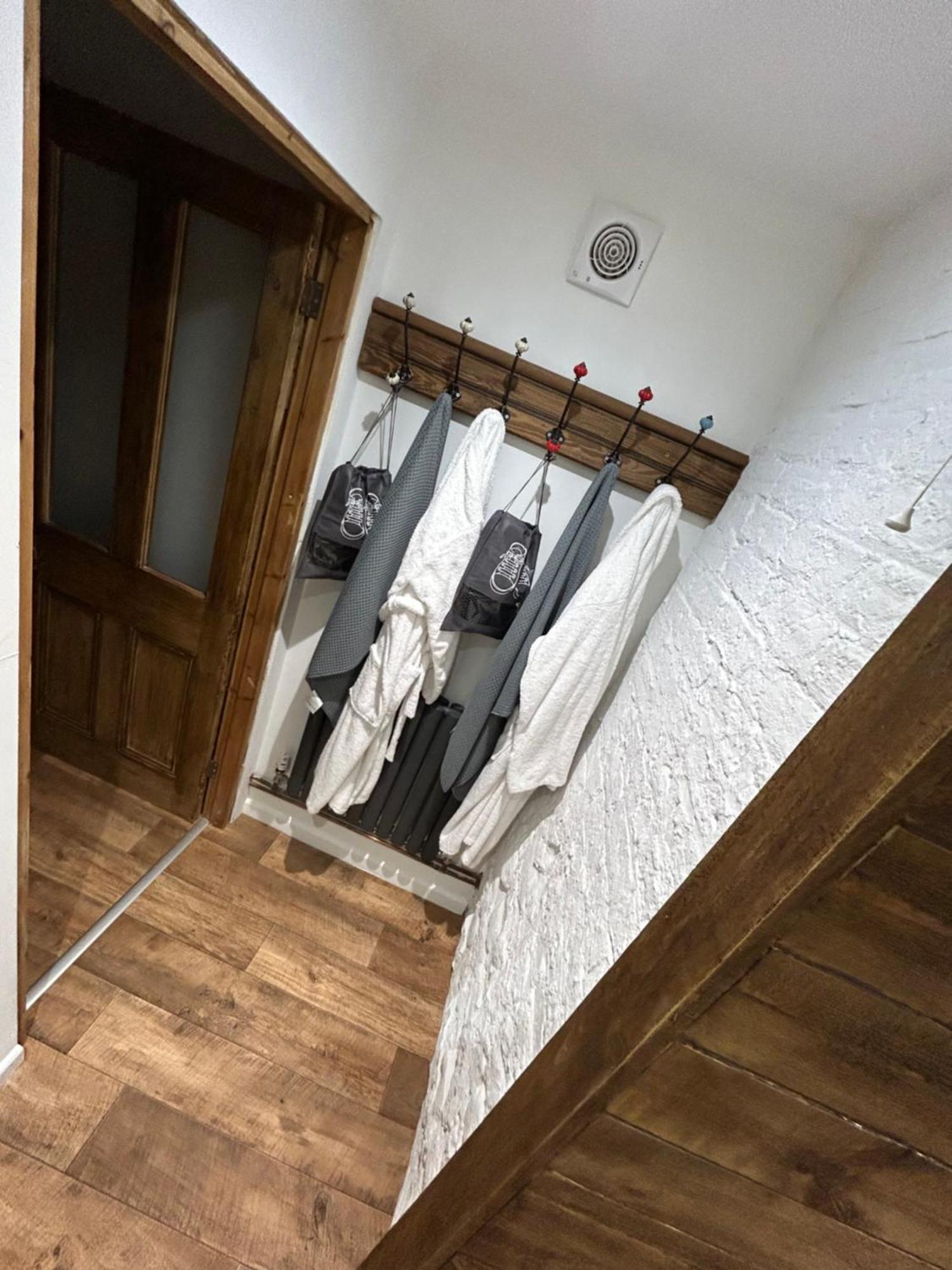 Aiskew Villa Annex ベデール エクステリア 写真